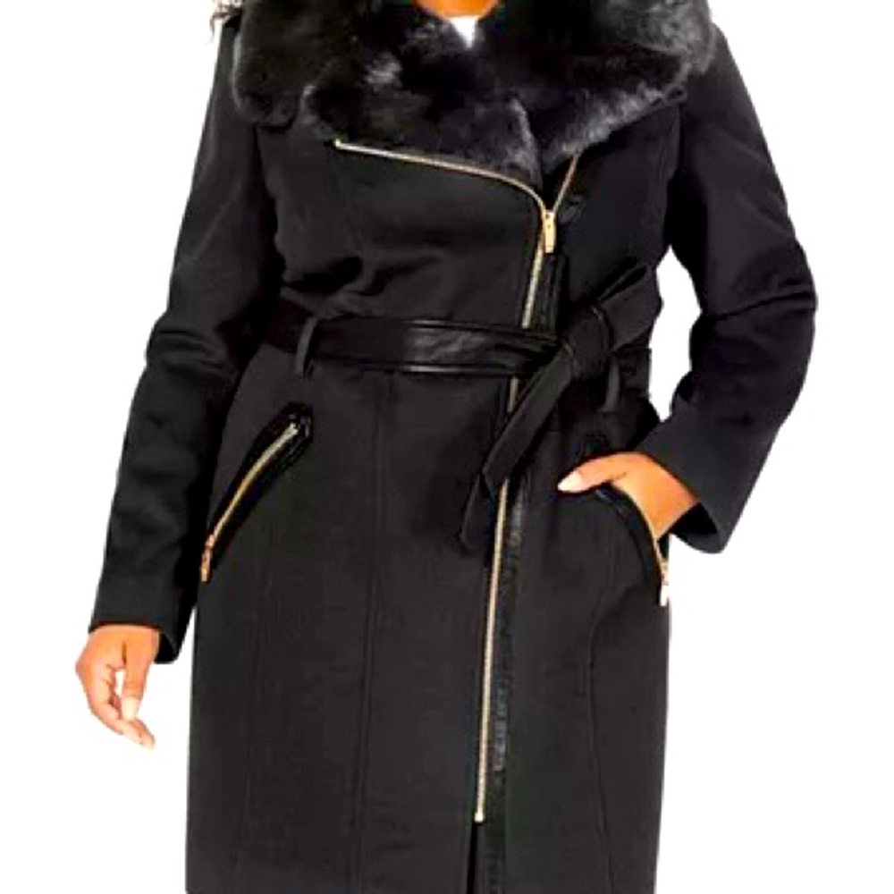 Via Spiga Black Coat Size w/faux fur collar 16W